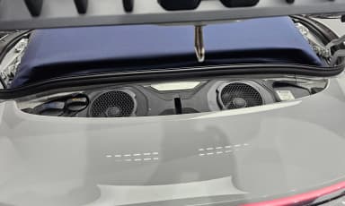 911 (992)