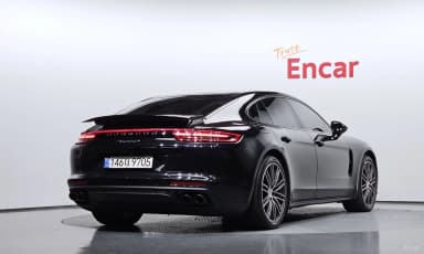 Panamera (971)