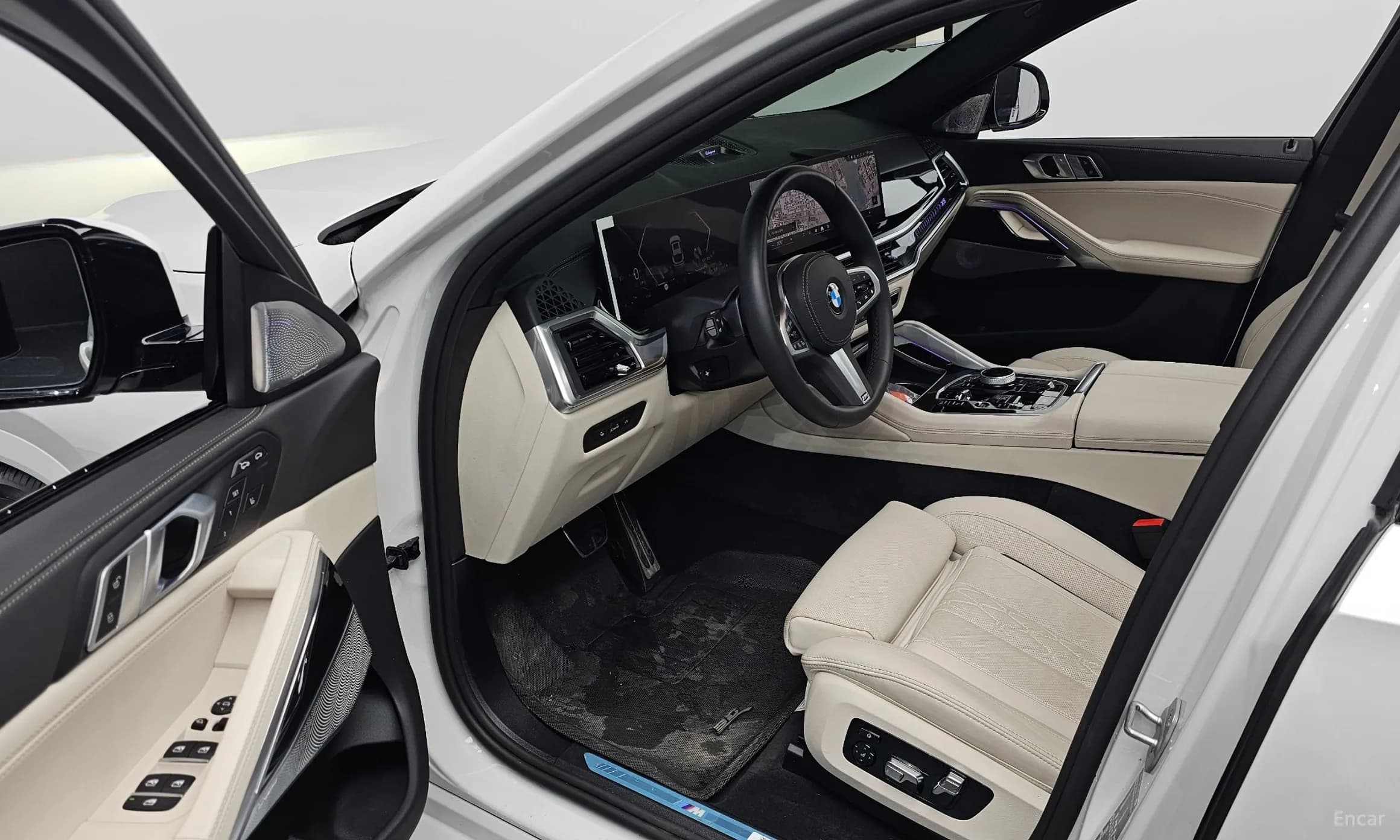 X6 (G06)