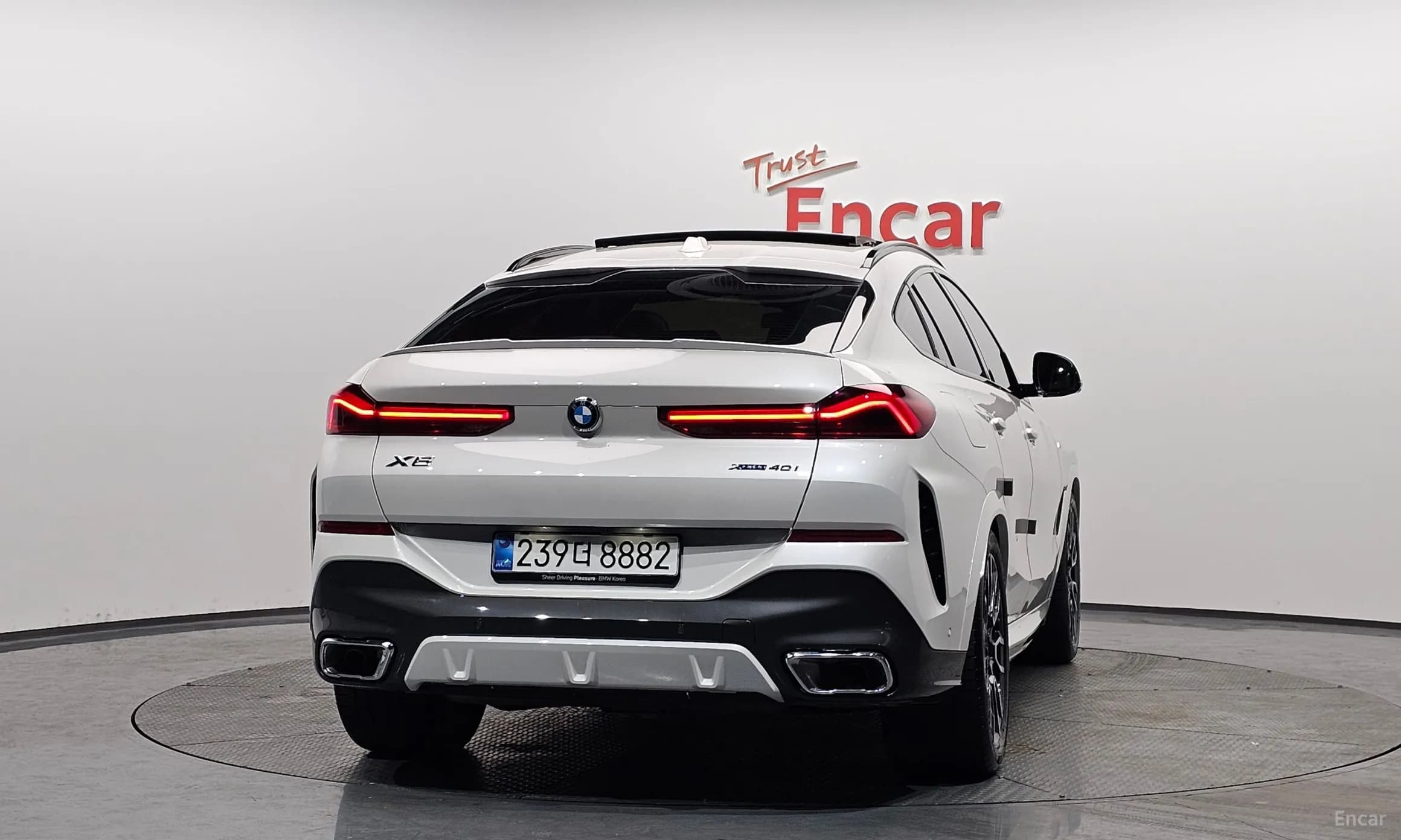 X6 (G06)