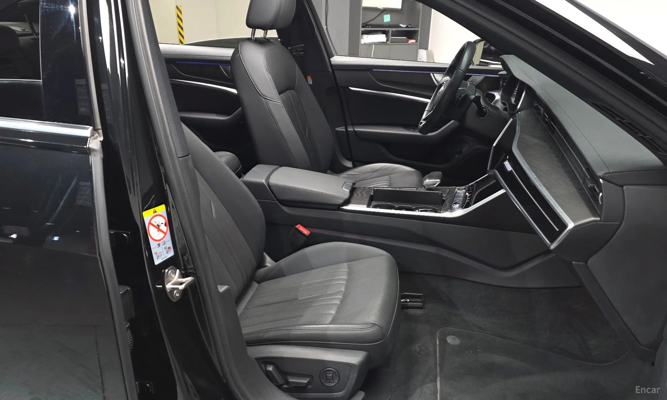 A6 (C8)