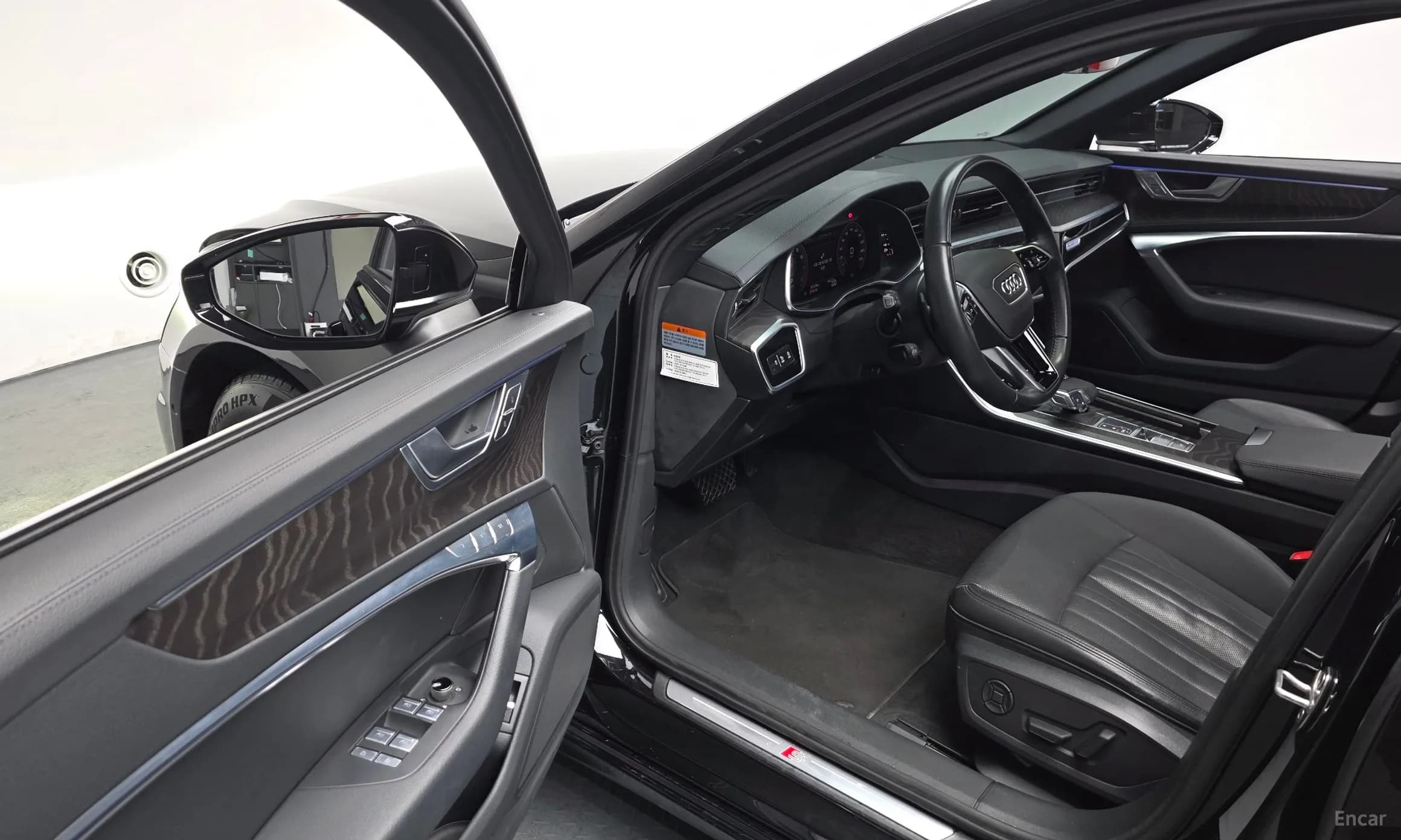 A6 (C8)