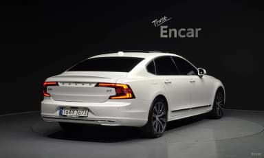S90