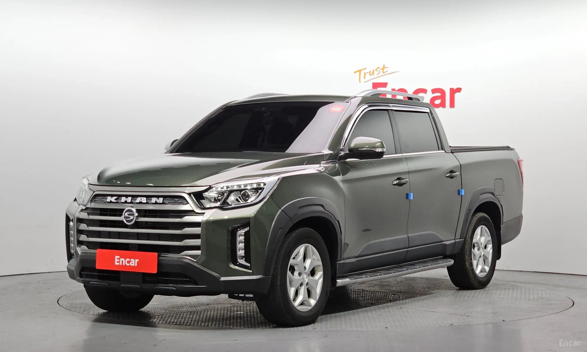 Rexton Sports Khan