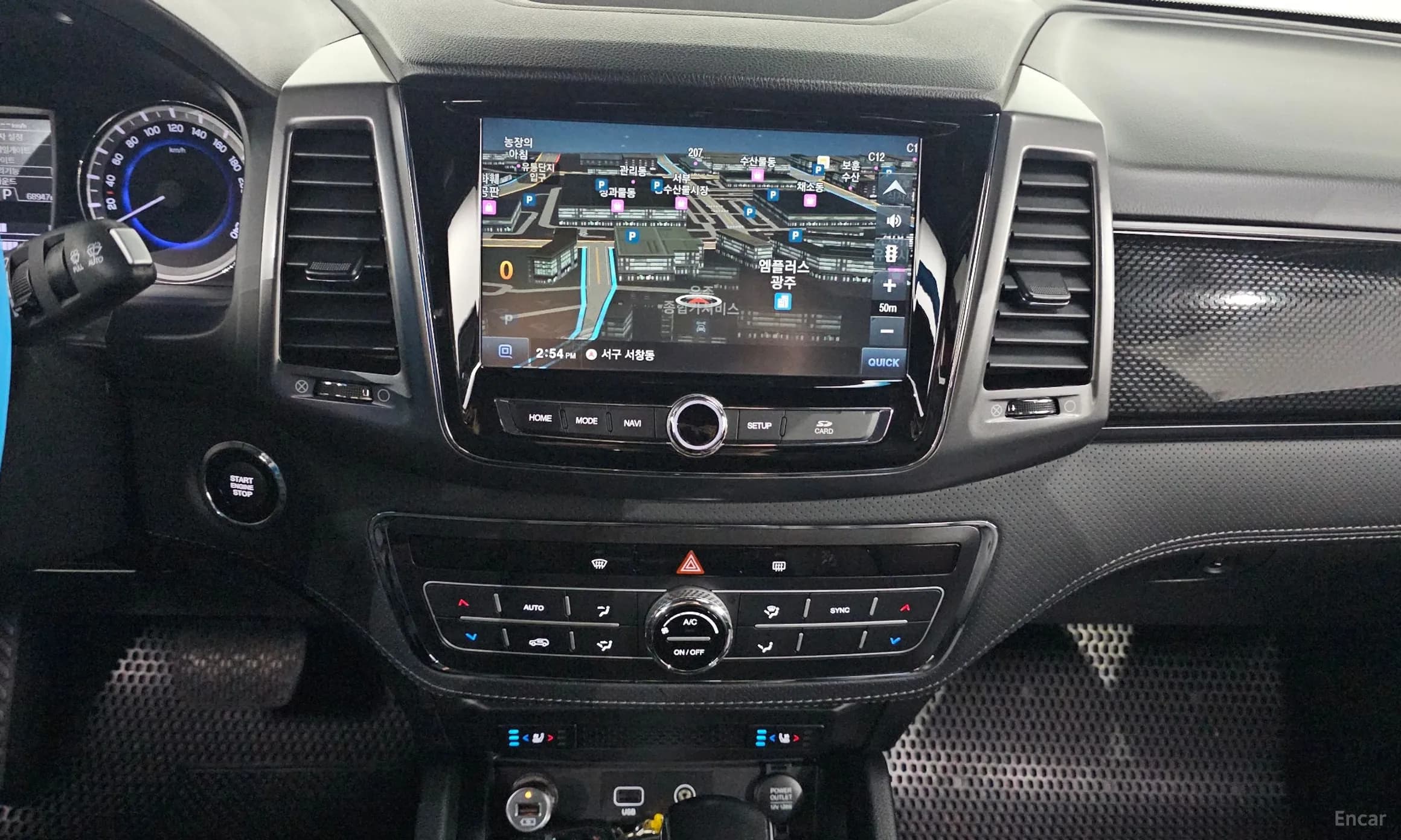 Rexton Sports Khan