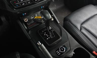 Rexton Sports Khan