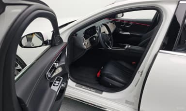 E-Class W214