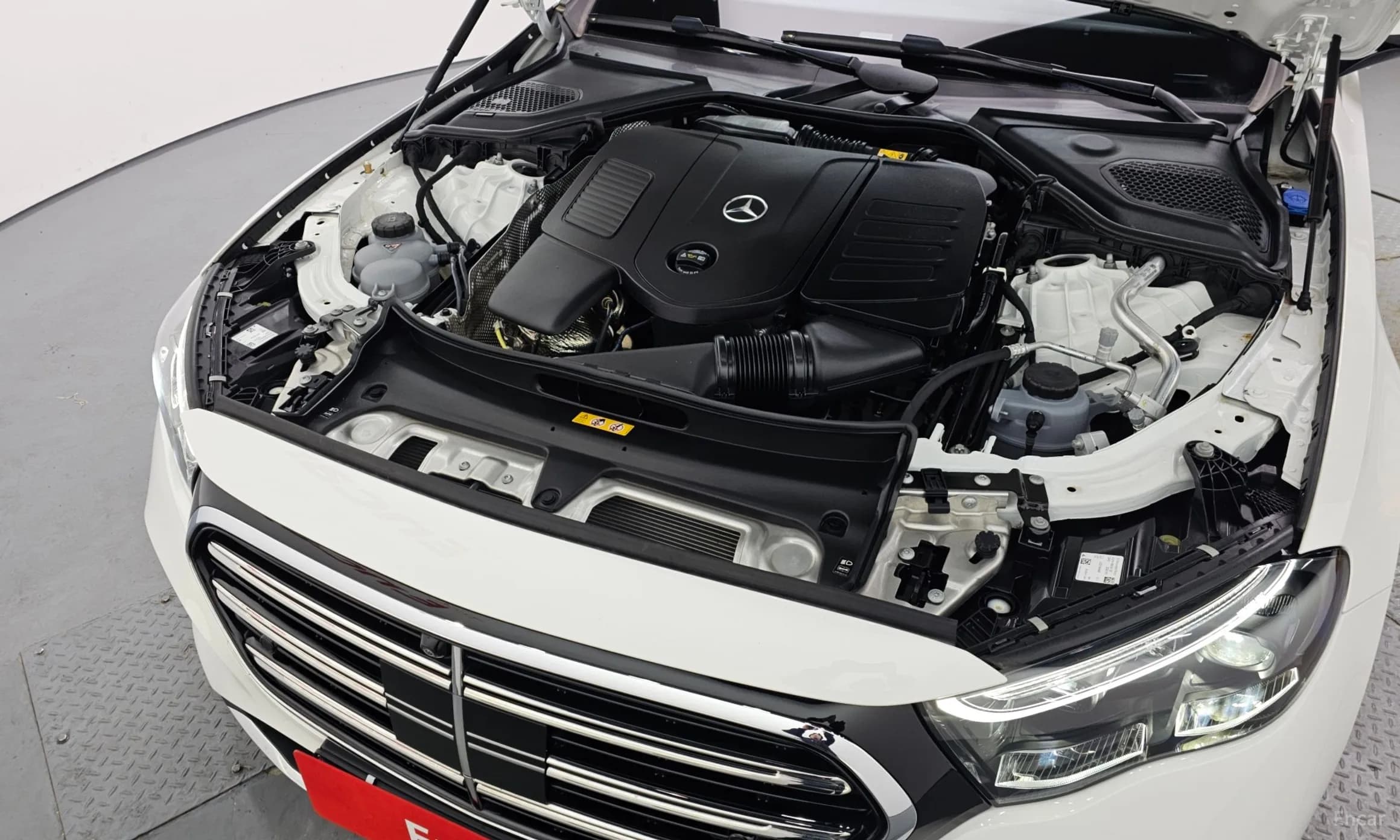 E-Class W214