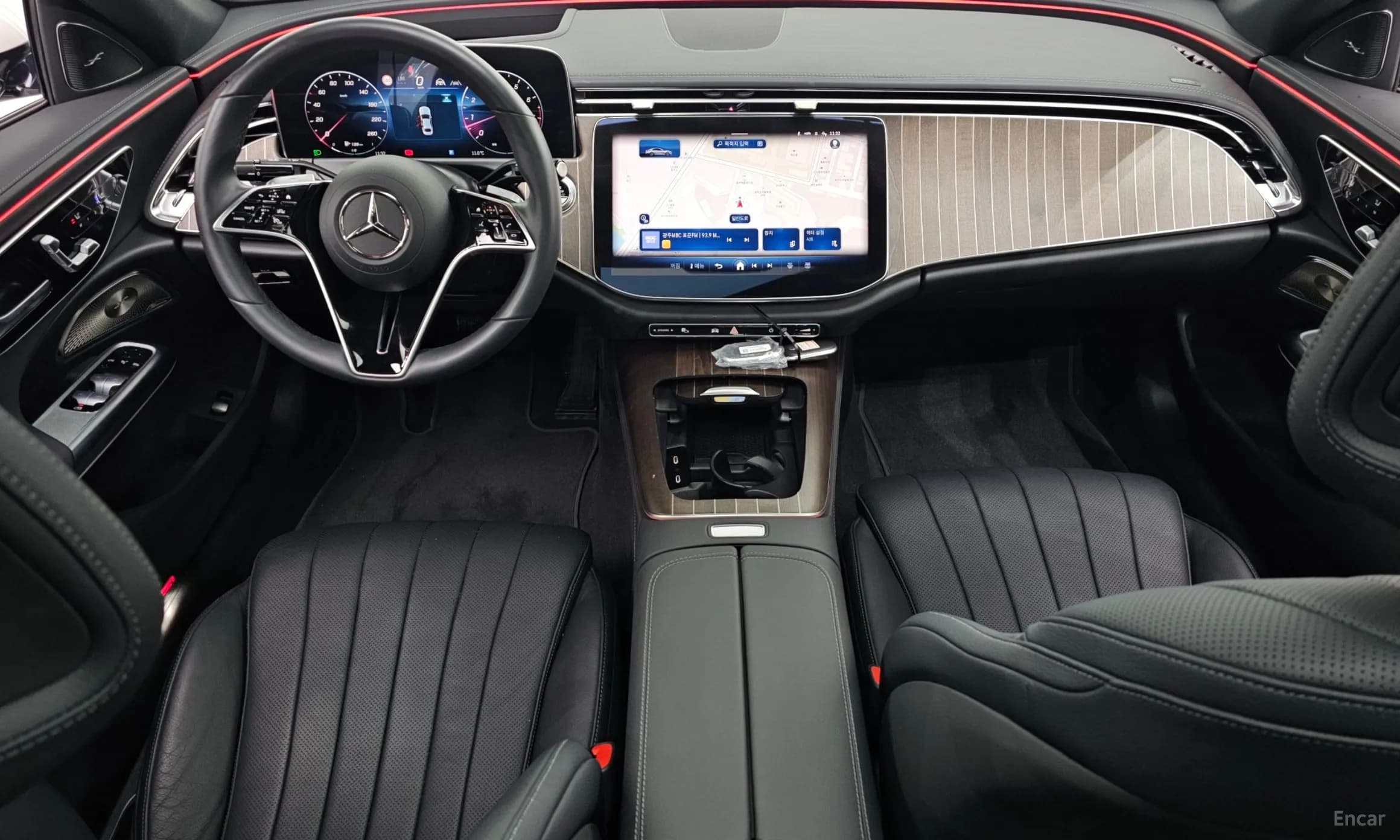 E-Class W214