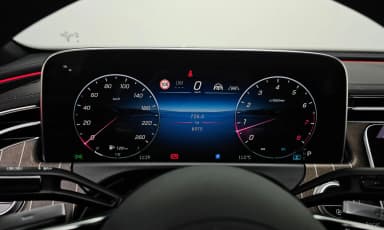 E-Class W214