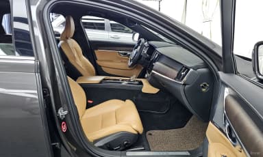 S90