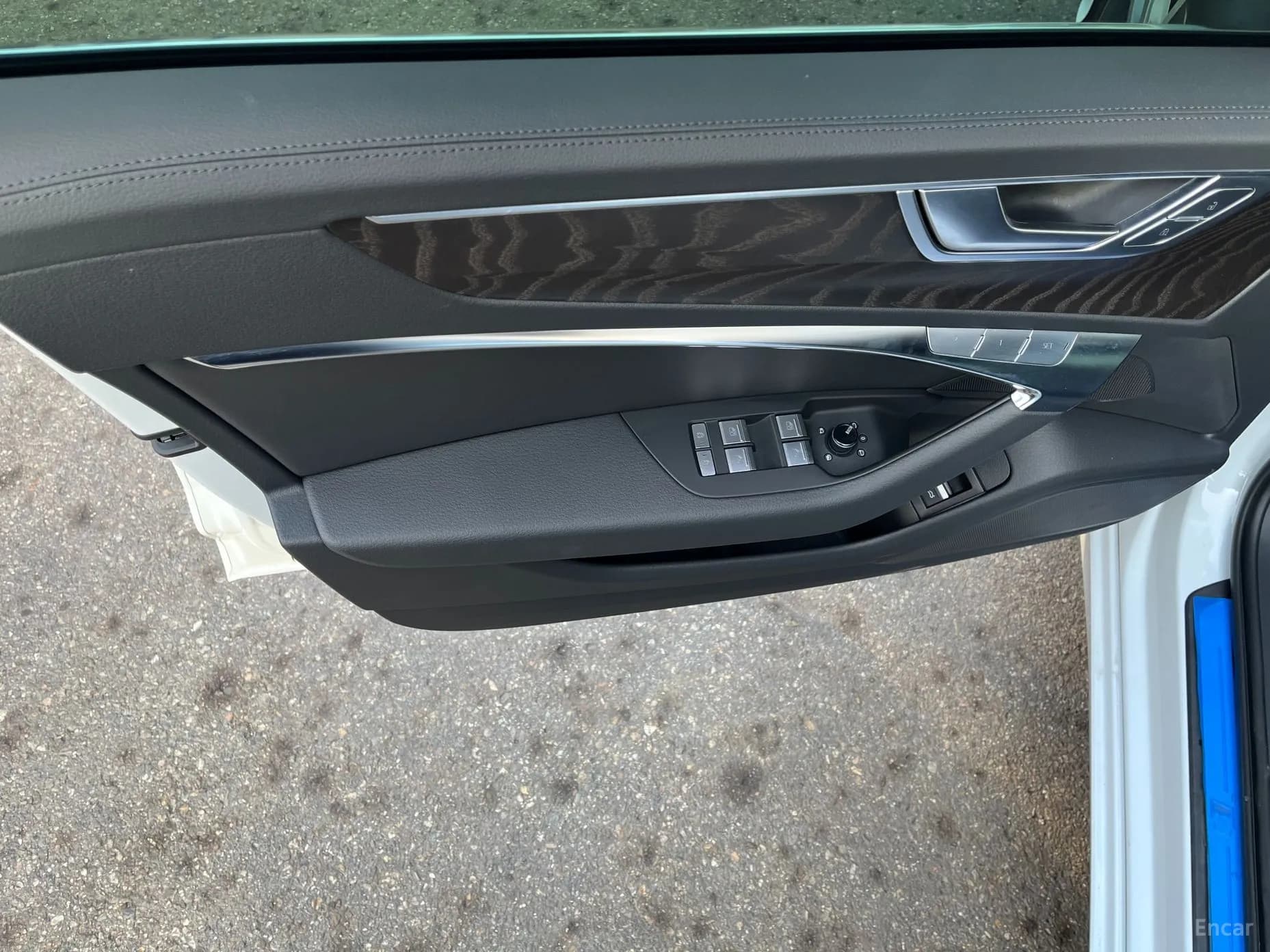 A6 (C8)