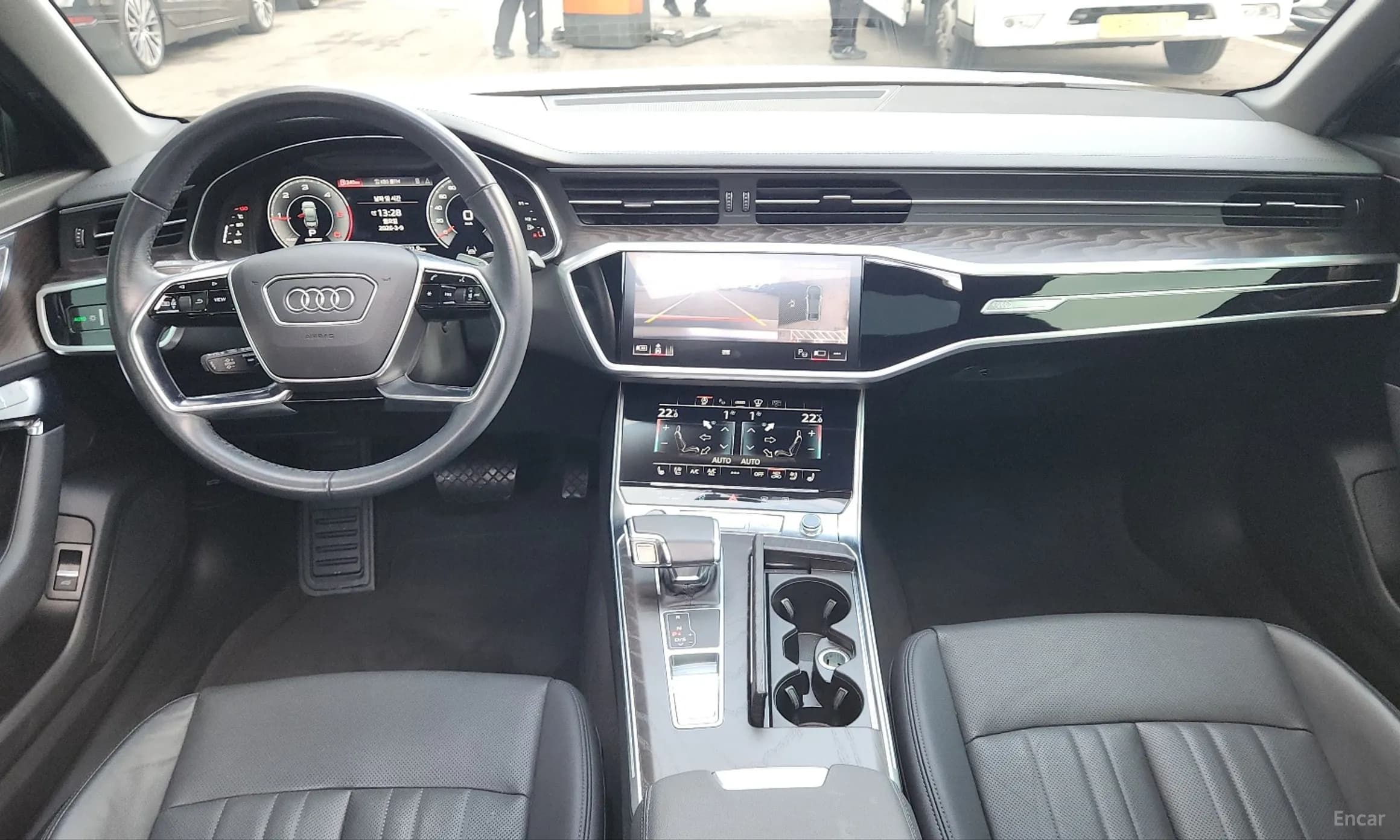 A6 (C8)