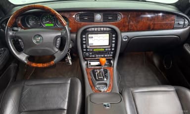 XJ-6