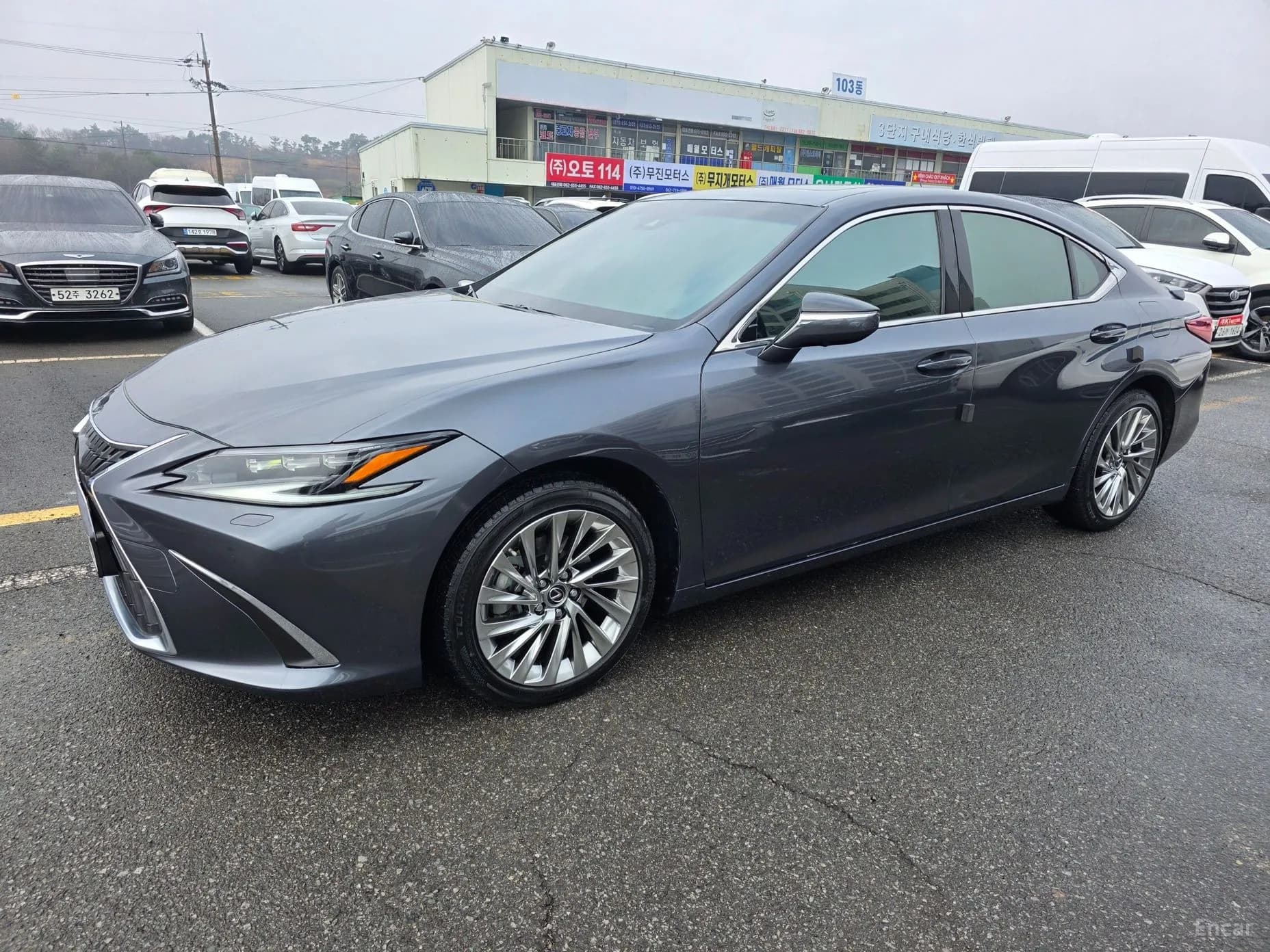 ES300h 7th Generation