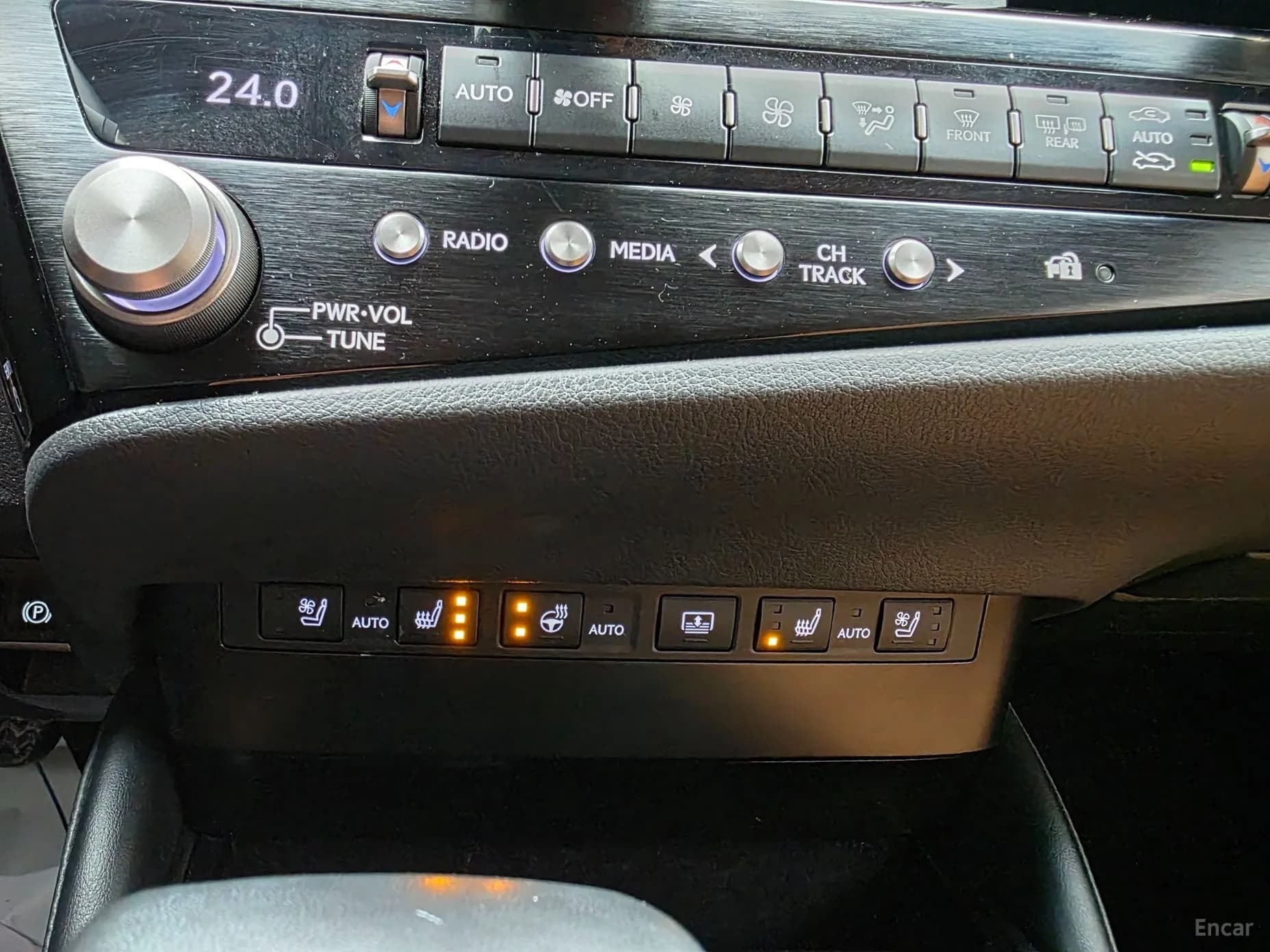ES300h 7th Generation