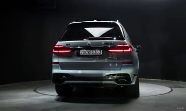 X7 (G07)