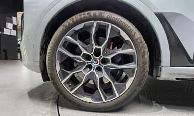 X7 (G07)