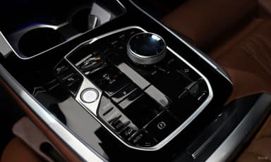 X7 (G07)