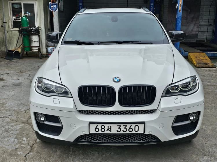 X6 (E71)