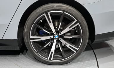5 Series (G60)