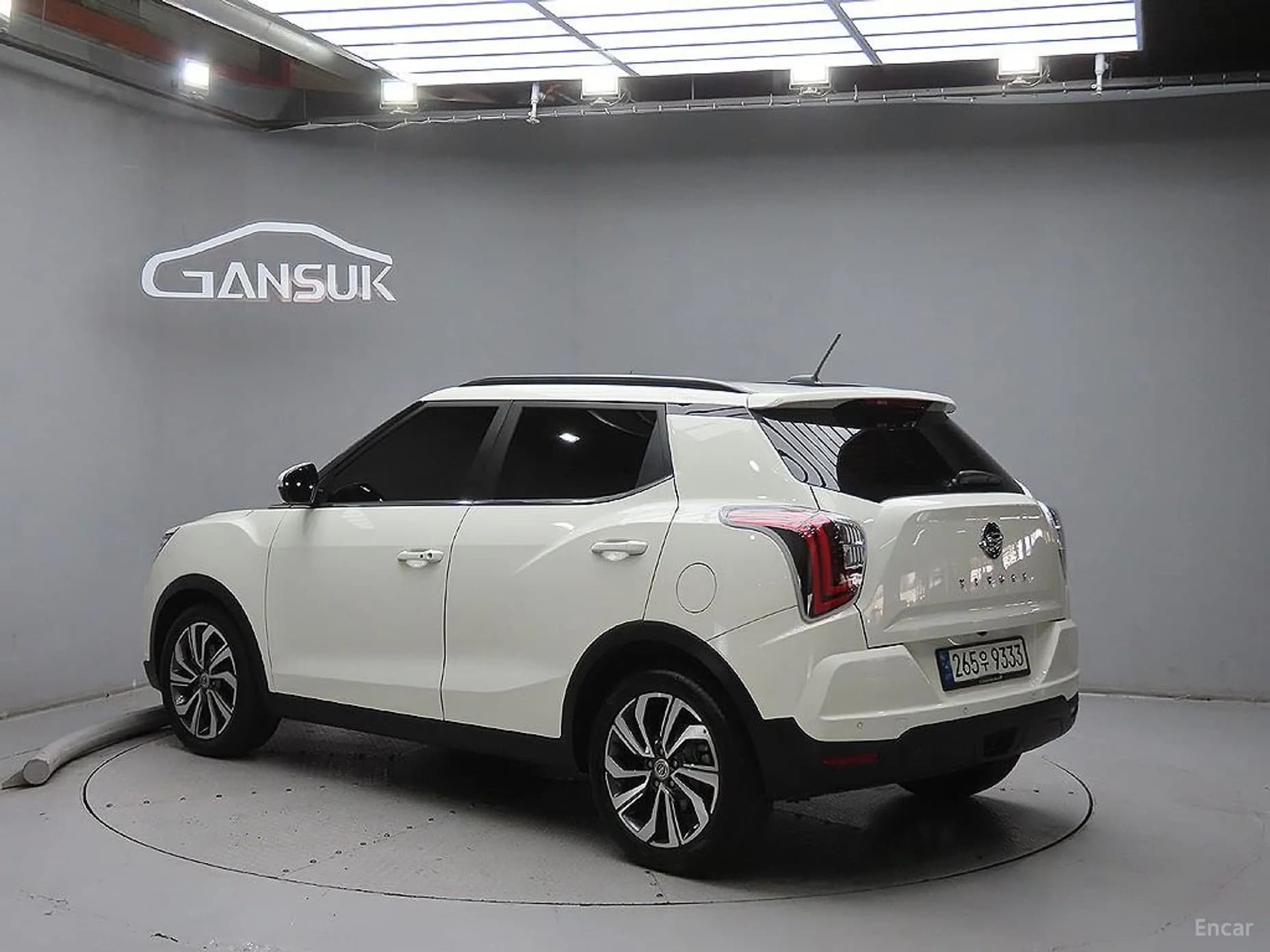 Berry New Tivoli