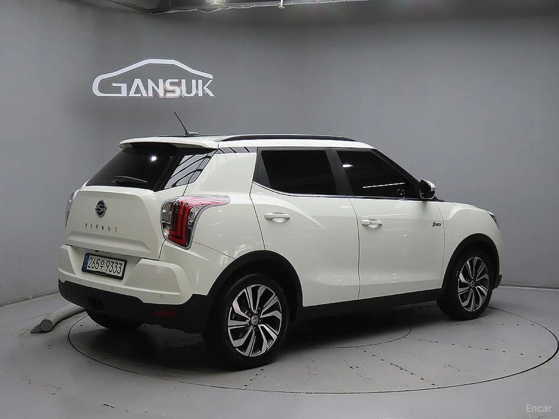 Berry New Tivoli