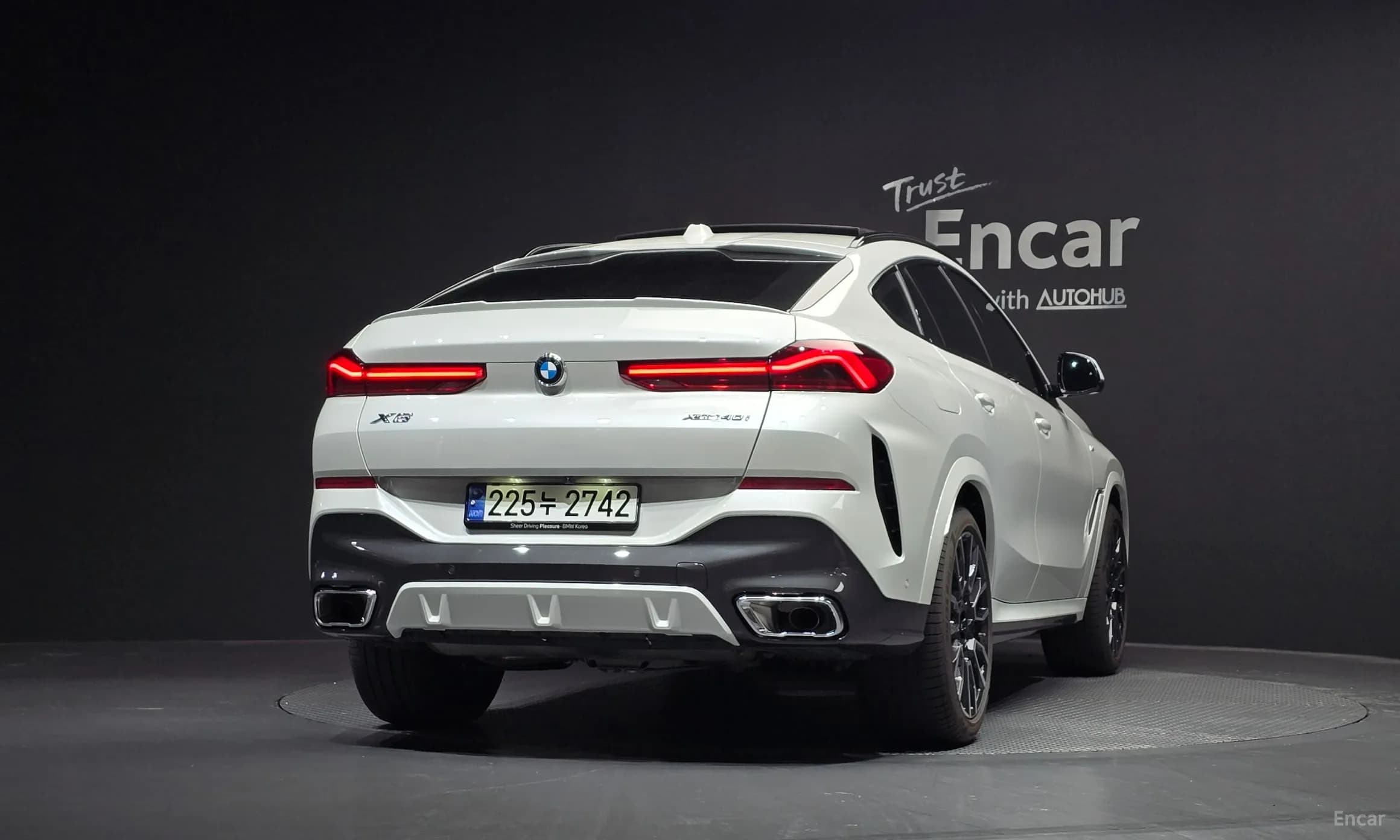 X6 (G06)