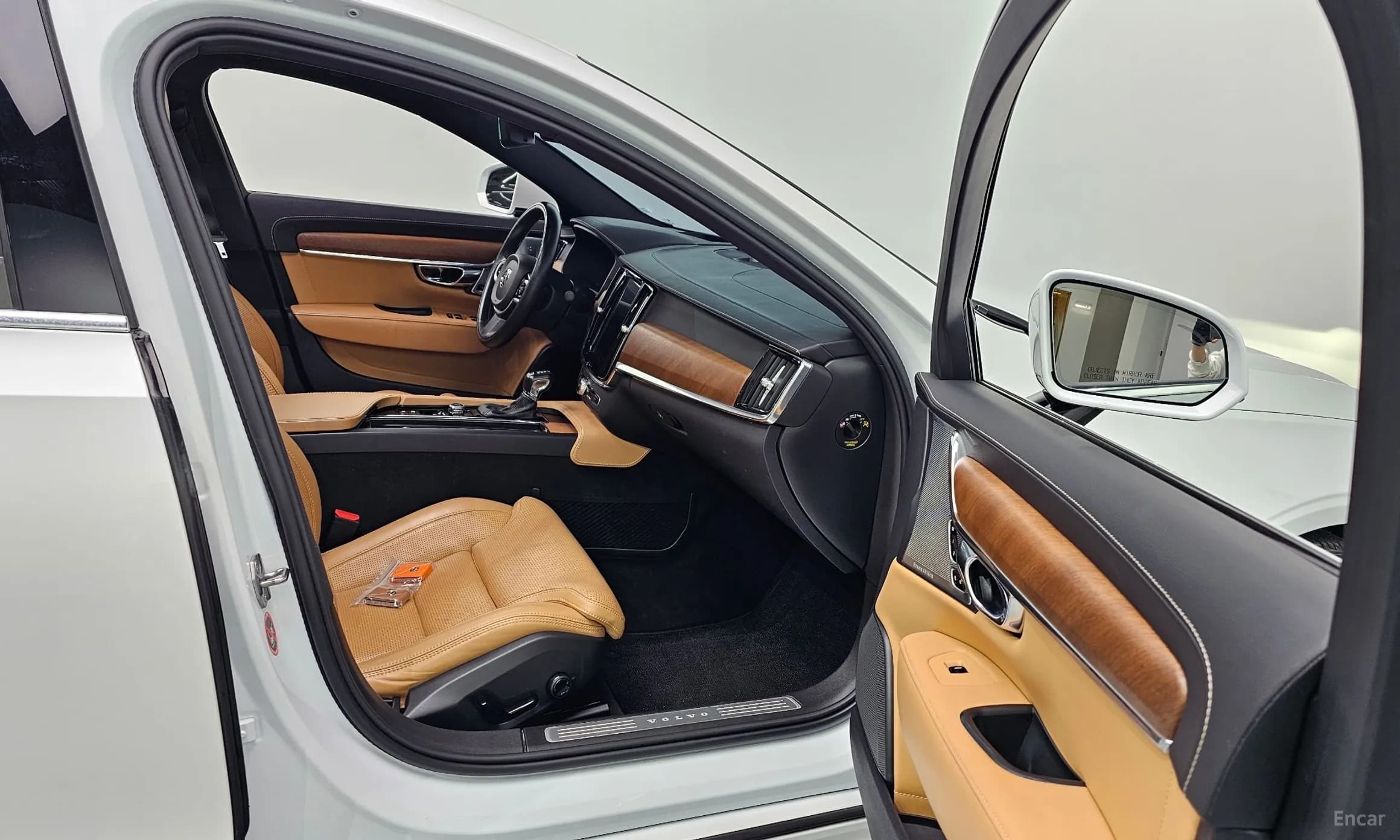 S90