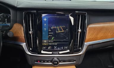 S90