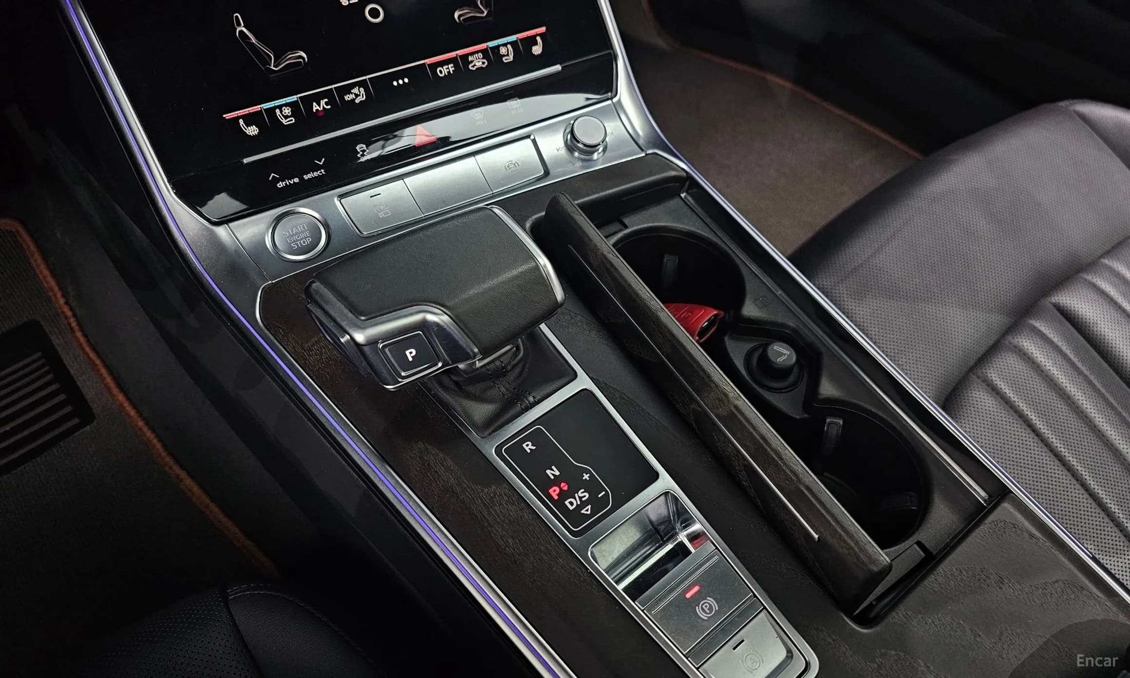 A6 (C8)