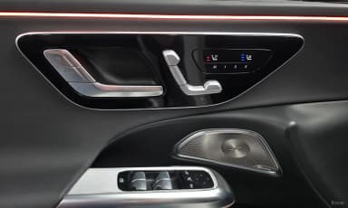 E-Class W214