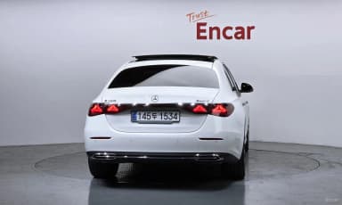E-Class W214