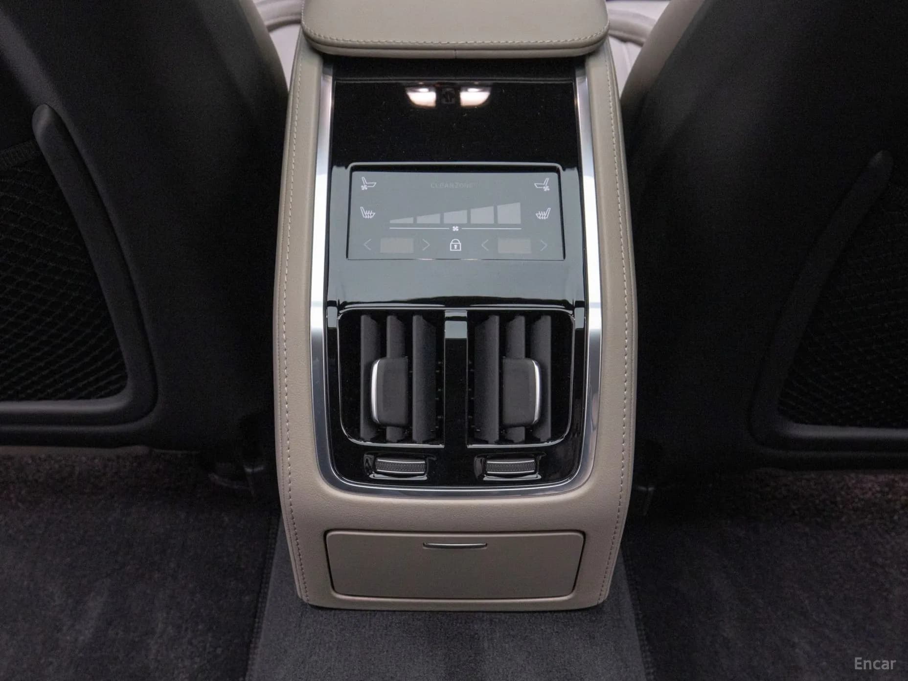 S90