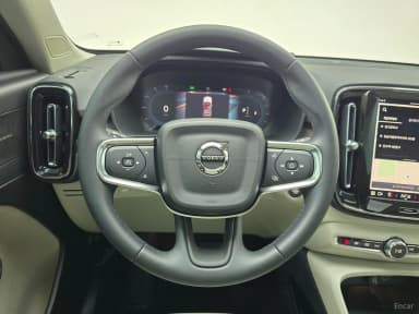 XC40