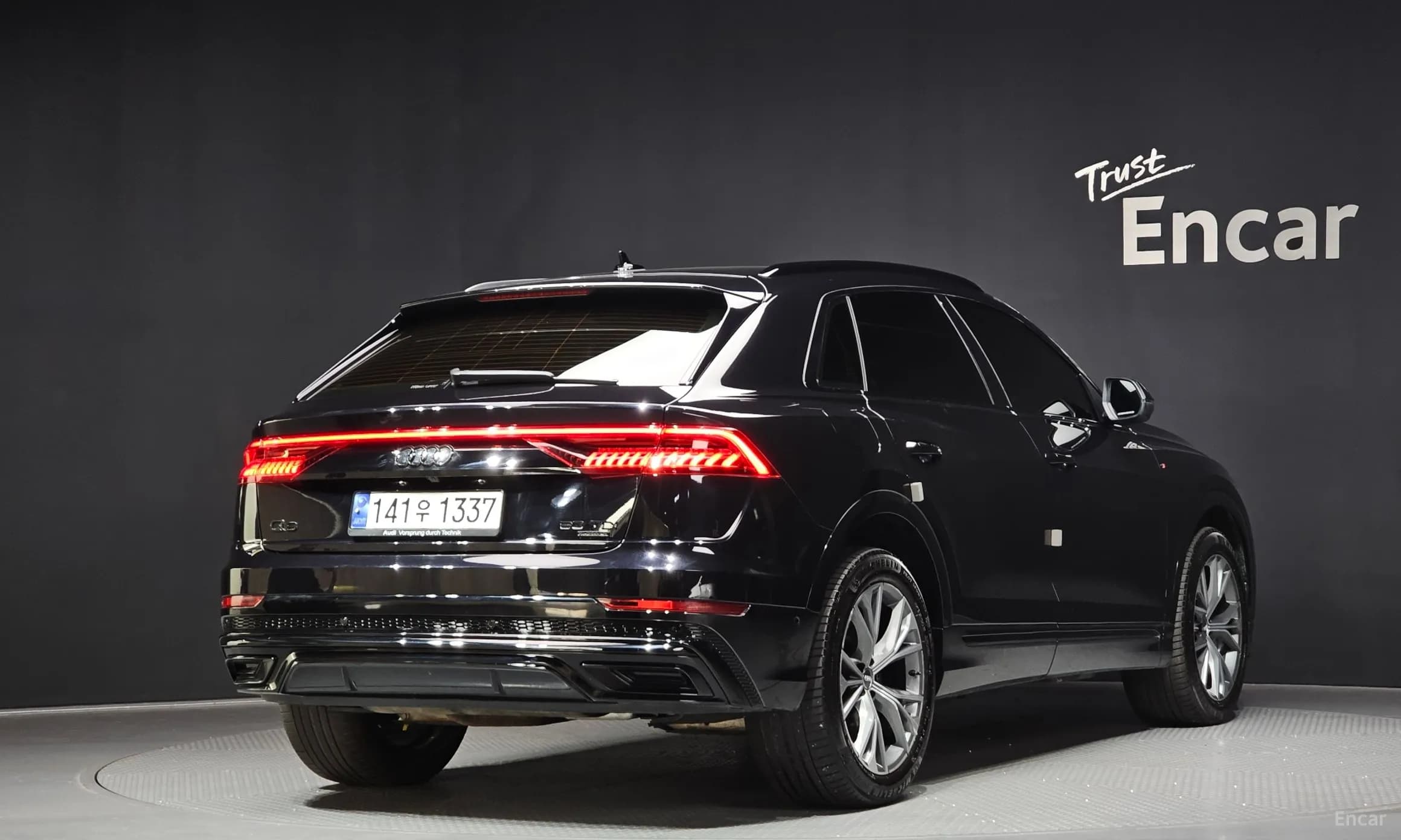 Q8 (4M)