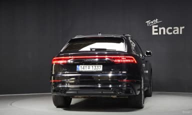 Q8 (4M)