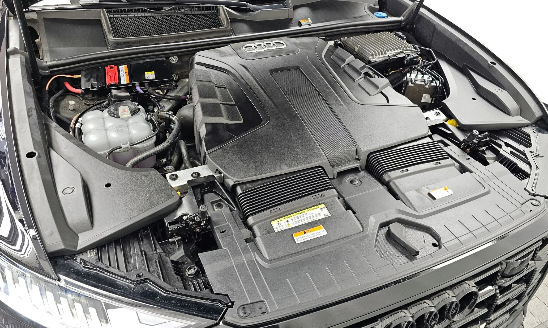 Q8 (4M)