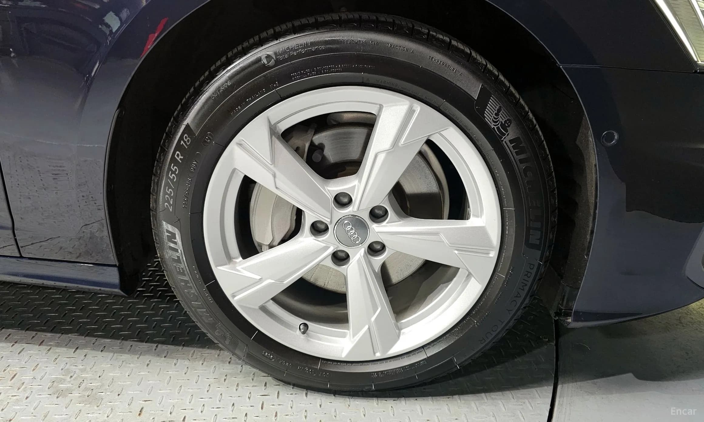 A6 (C8)