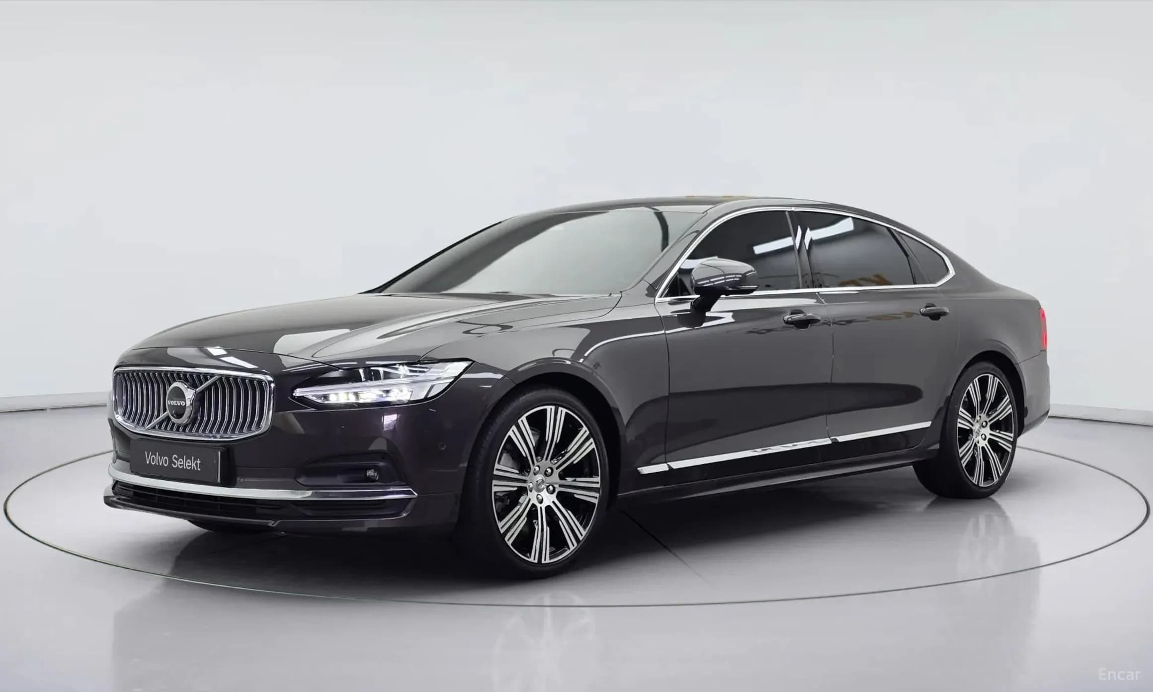 S90