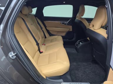 S90