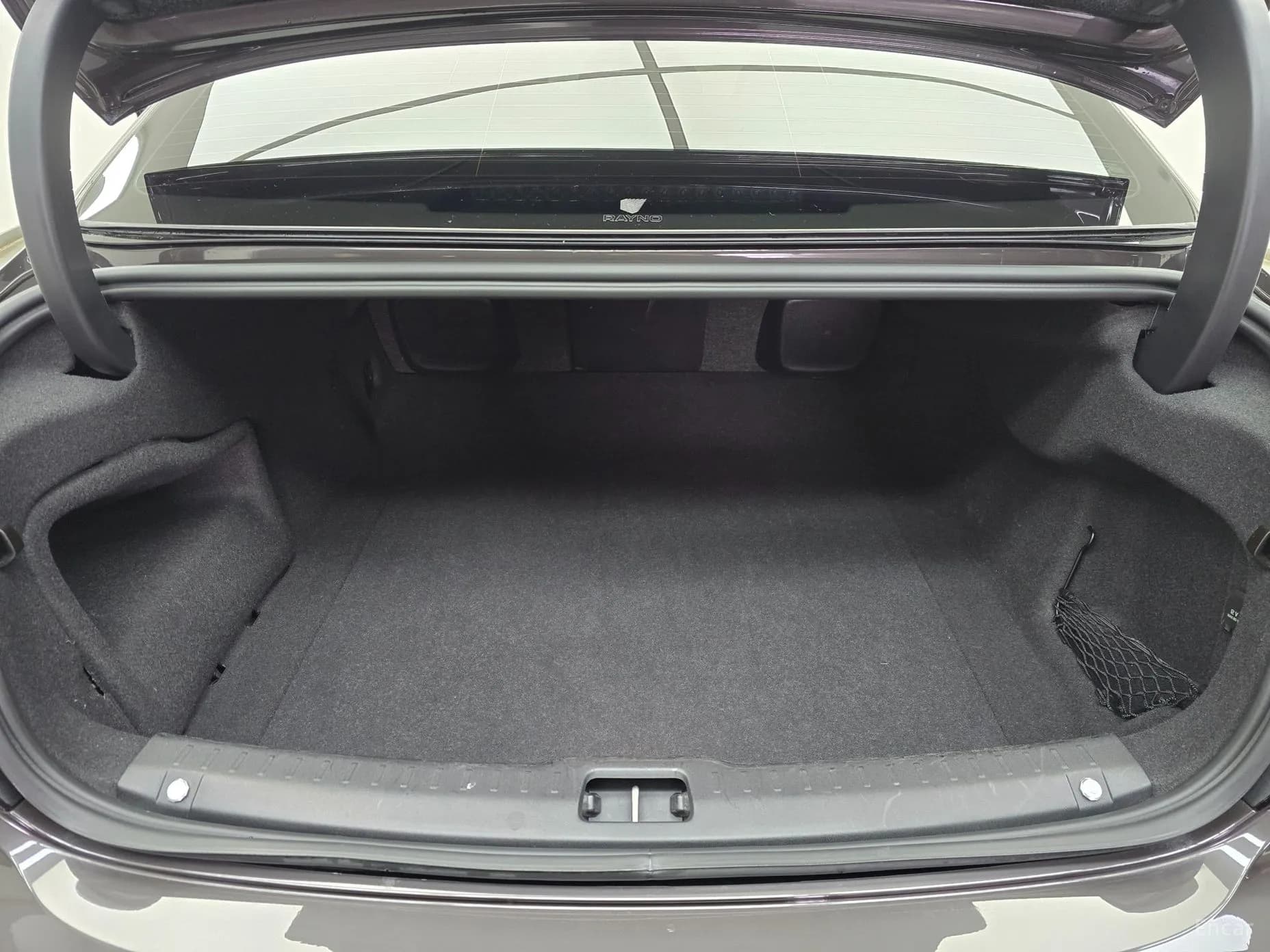 S90