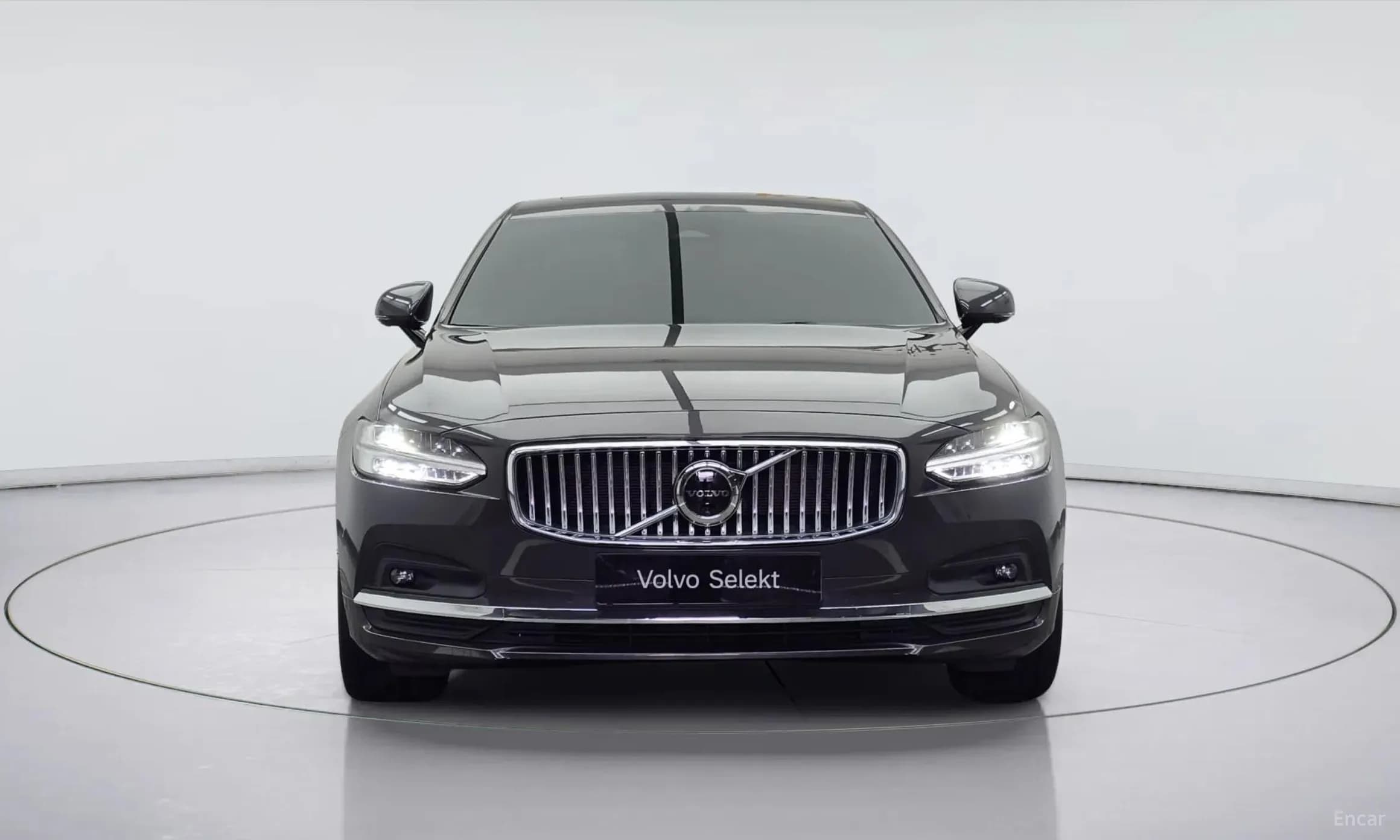 S90