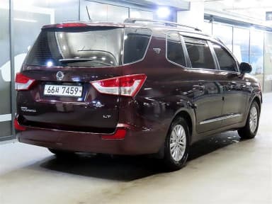Korando Turismo
