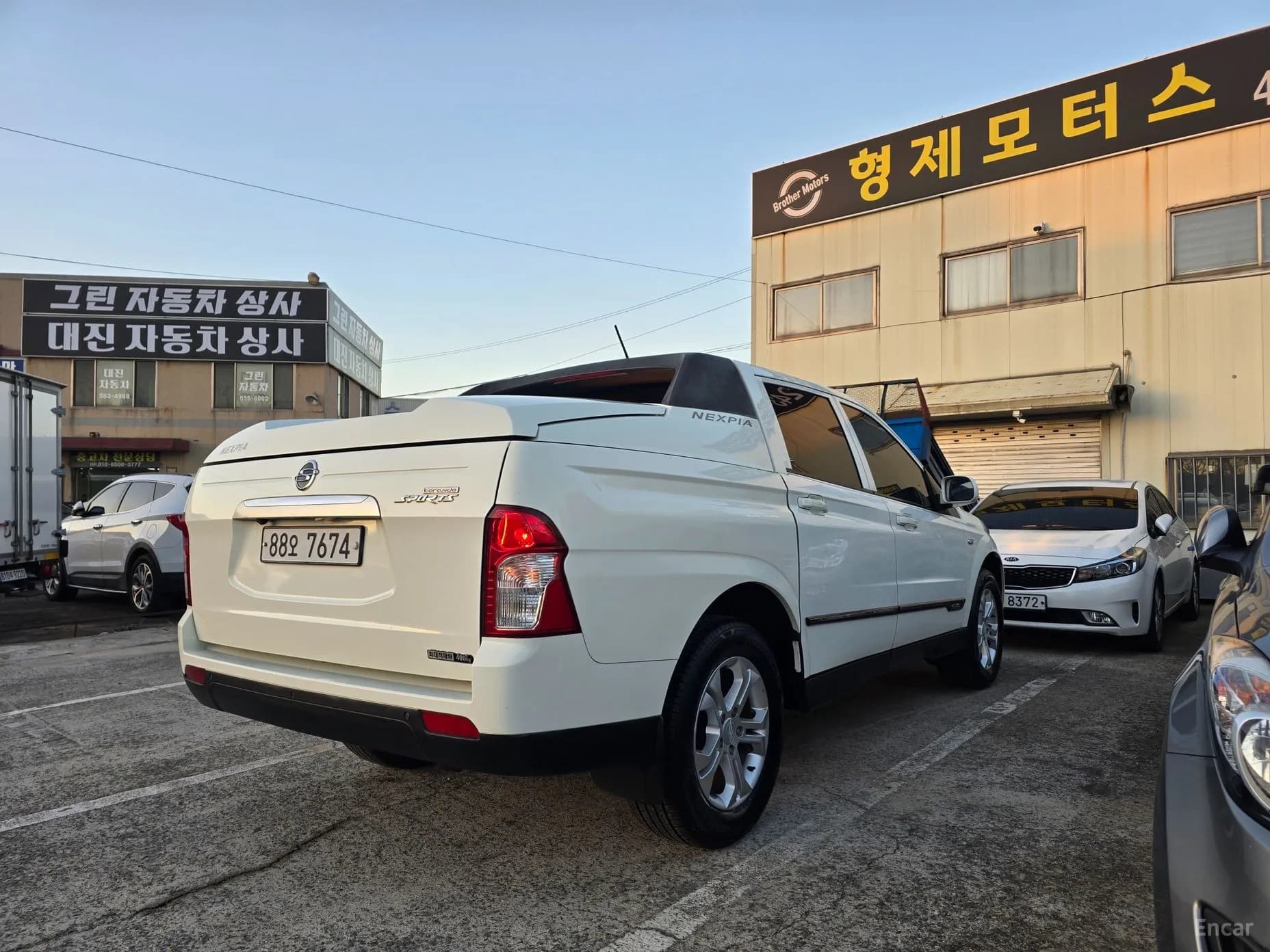 Korando Sports