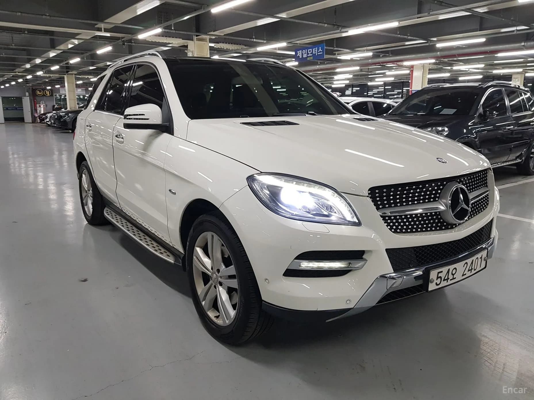 M-Class W166