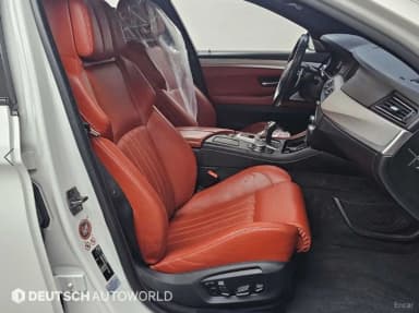 M5 (F10)