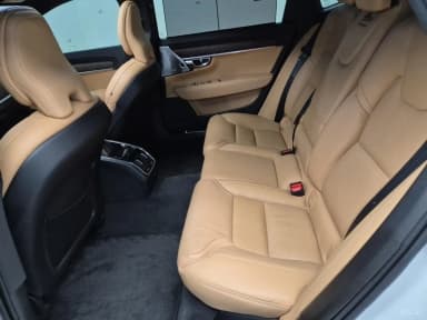 S90