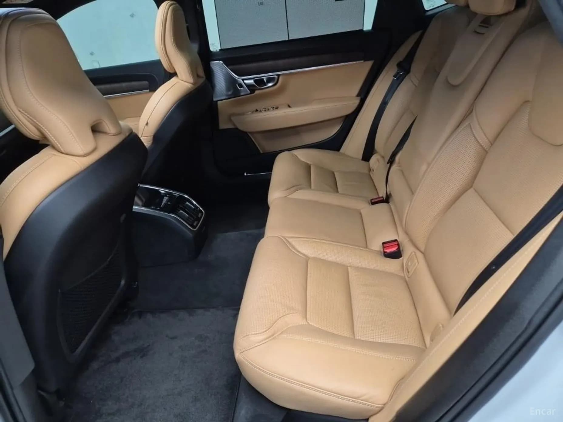 S90