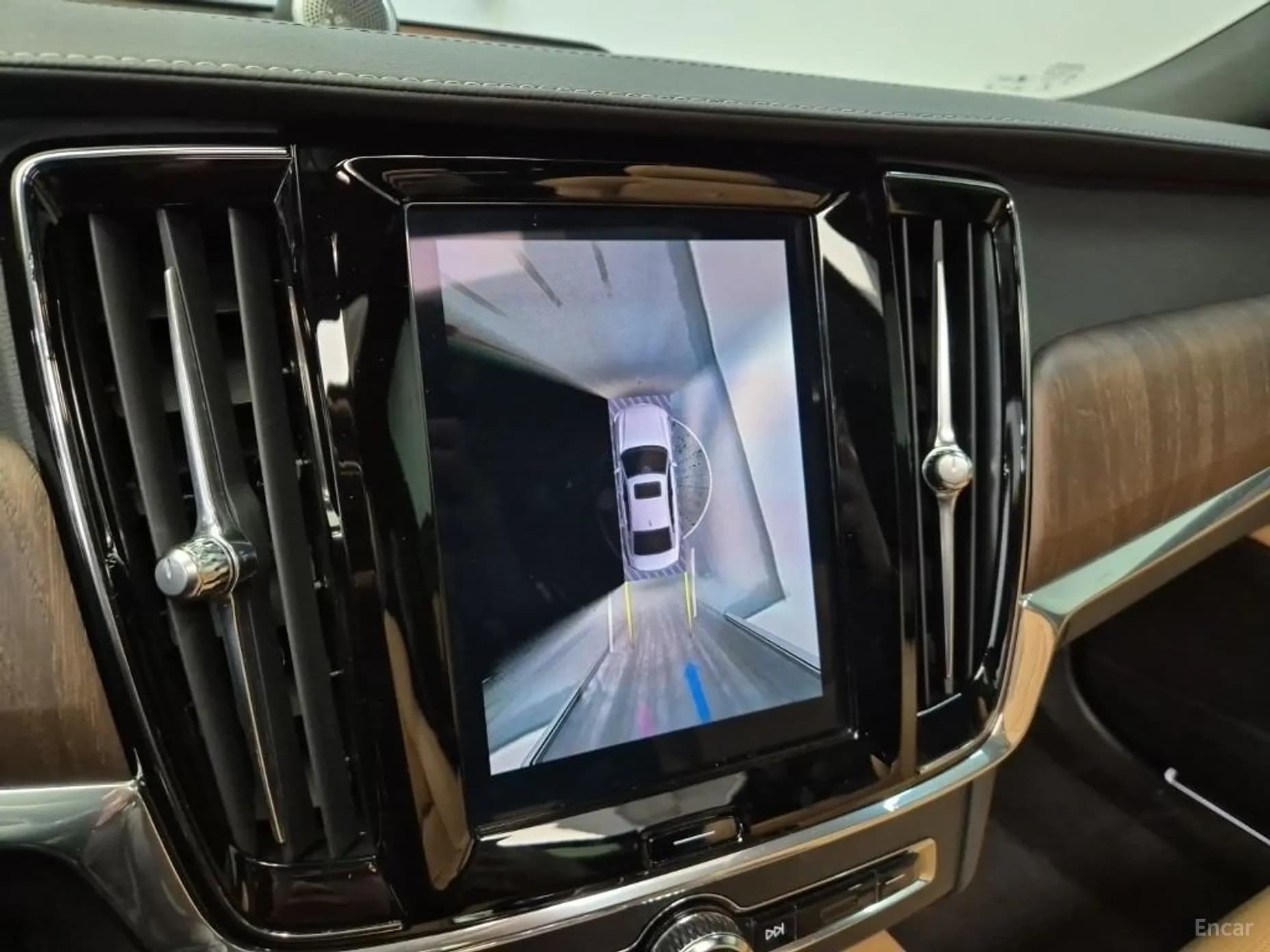 S90